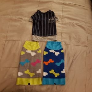 Dog sweaters quantity of 3 size Medium